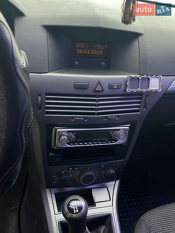 Хетчбек Opel Astra 2006 в Кременчуці