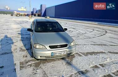 Седан Opel Astra 2006 в Сумах