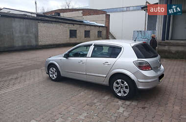 Хетчбек Opel Astra 2007 в Житомирі