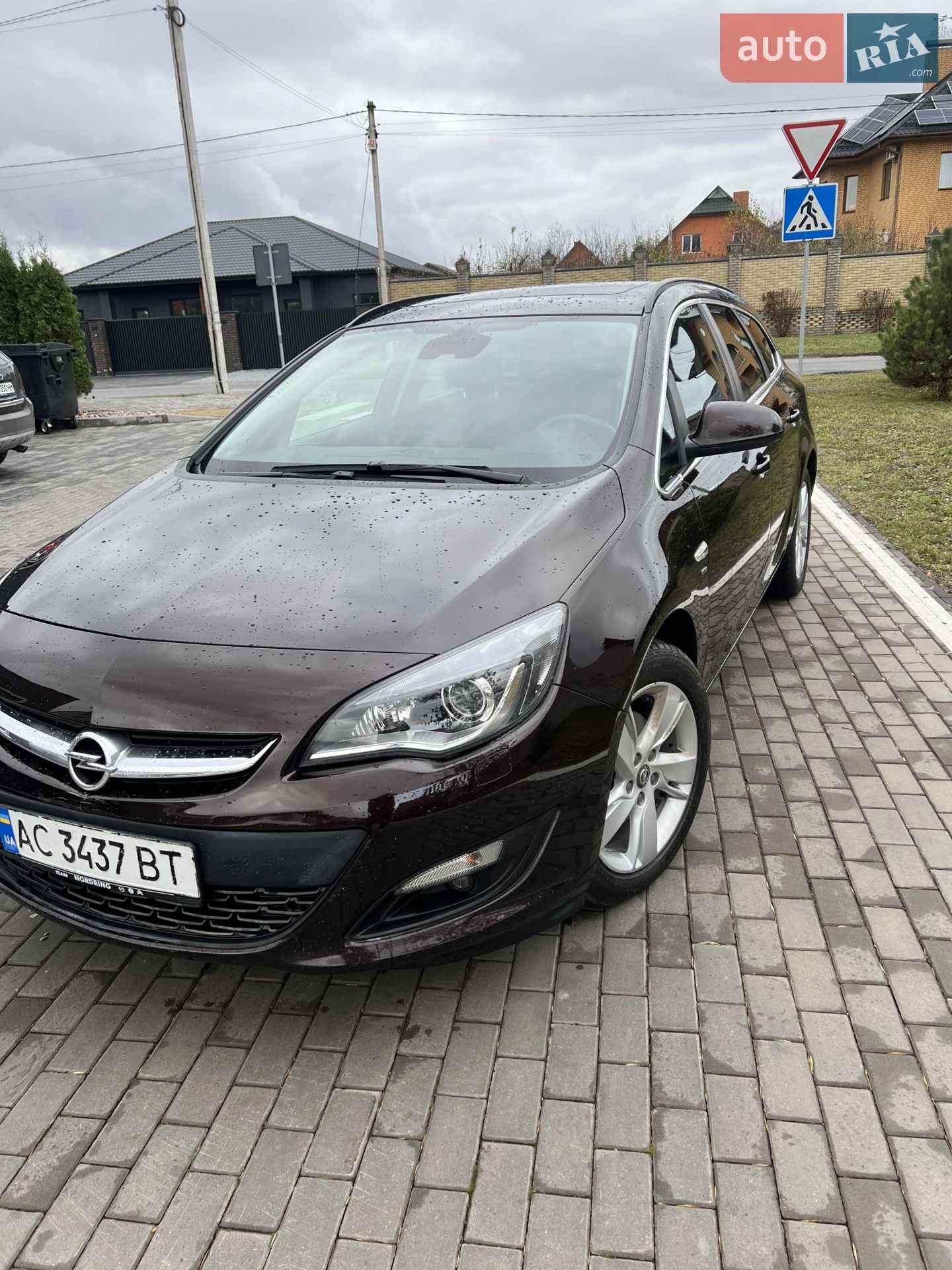 2014 Opel Astra - фото 1