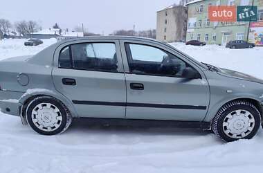 Седан Opel Astra 2009 в Бердичеве