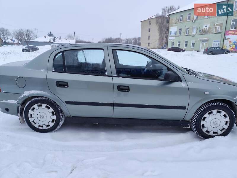 Седан Opel Astra 2009 в Бердичеве