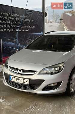 Универсал Opel Astra 2013 в Верховине