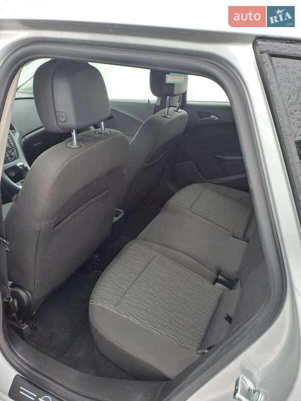 Универсал Opel Astra 2013 в Нововолынске фото 10 Универсал Opel Astra 2013 в Нововолынске