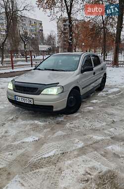 Седан Opel Astra 2006 в Чернигове