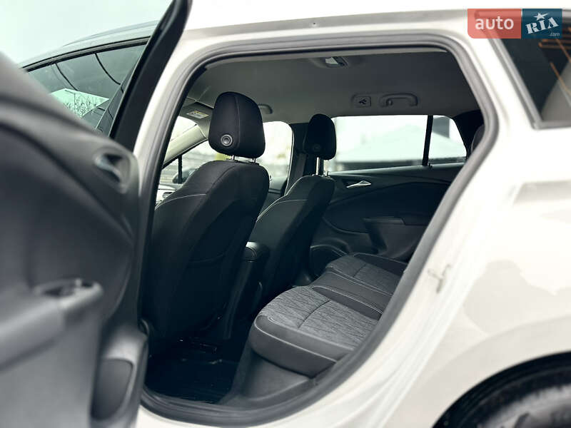 Универсал Opel Astra 2020 в Луцке