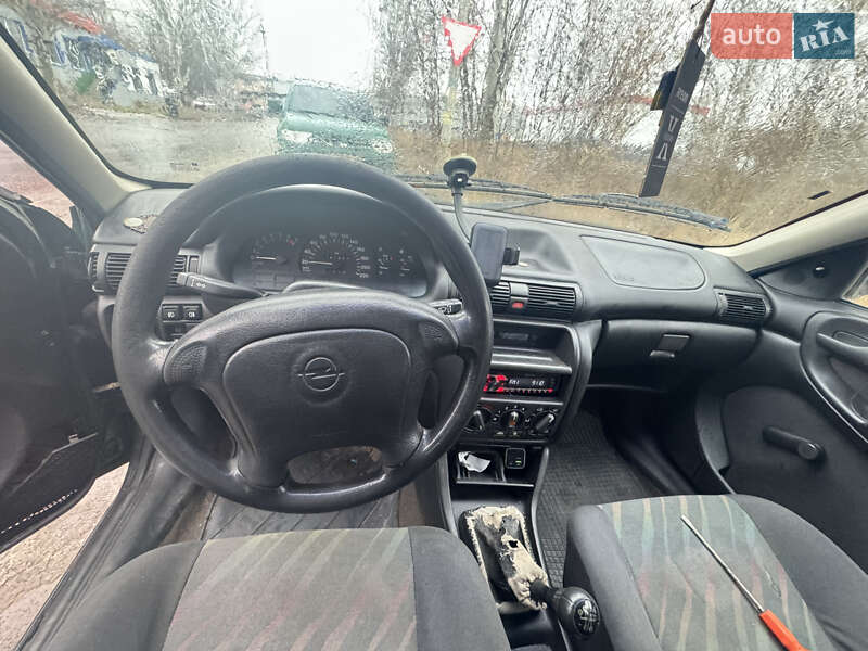 Универсал Opel Astra 1997 в Краматорске