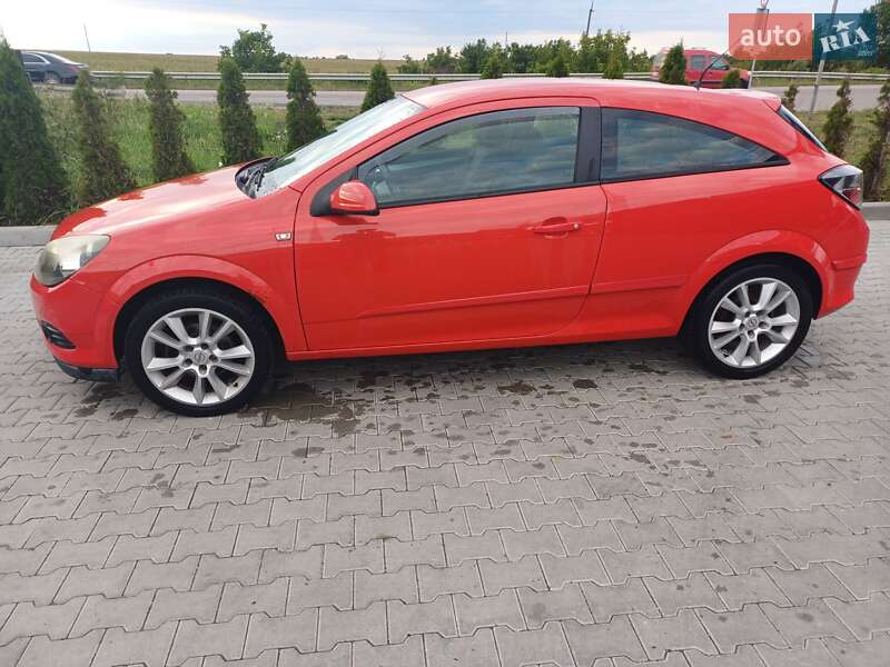 Хэтчбек Opel Astra 2006 в Николаеве