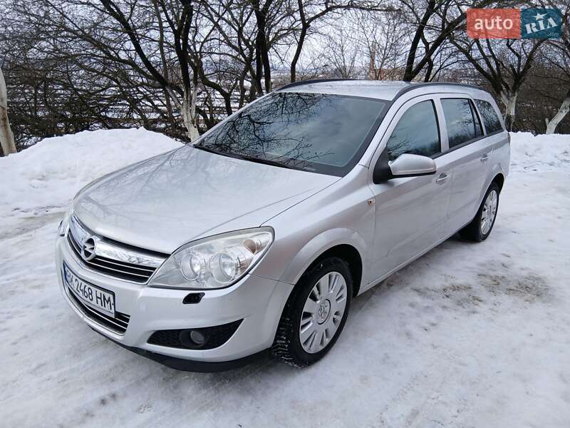 Универсал Opel Astra 2008 в Ровно фото Универсал Opel Astra 2008 в Ровно