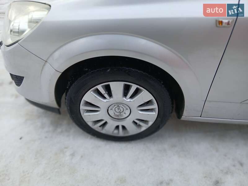 Универсал Opel Astra 2008 в Ровно фото 29 Универсал Opel Astra 2008 в Ровно