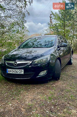 Хетчбек Opel Astra 2010 в Житомирі