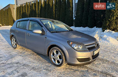 Хэтчбек Opel Astra 2004 в Киеве