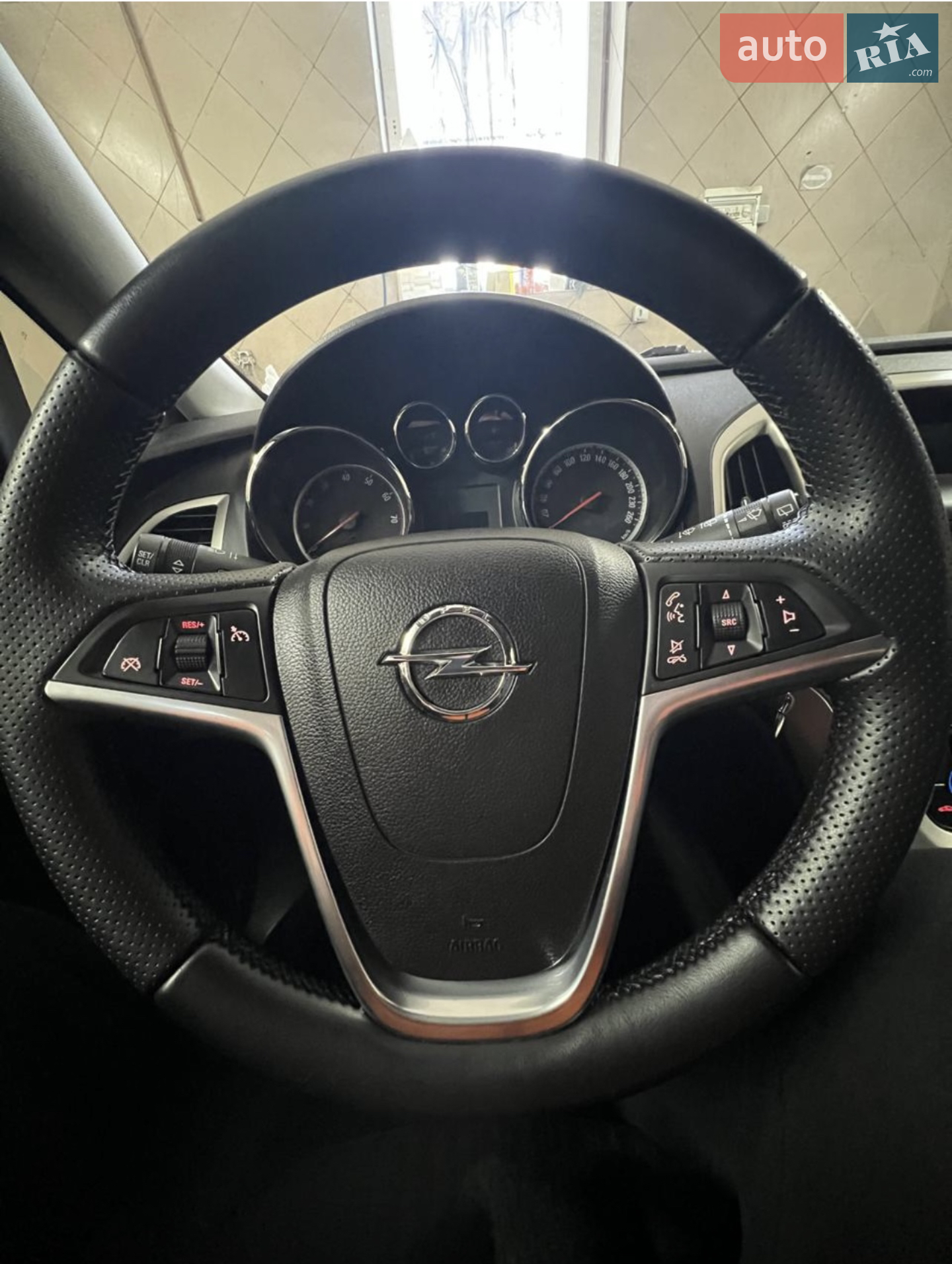 2011 Opel Astra - мініатюра 4