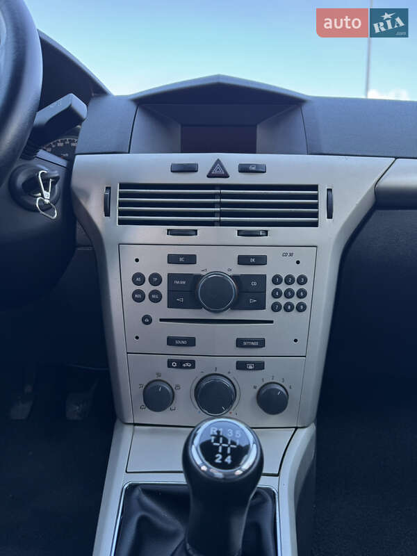 Универсал Opel Astra 2008 в Киеве