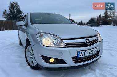 Хетчбек Opel Astra 2009 в Івано-Франківську
