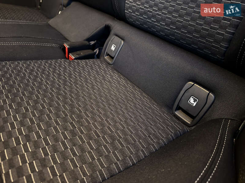 Универсал Opel Astra 2018 в Киеве фото 35 Универсал Opel Astra 2018 в Киеве