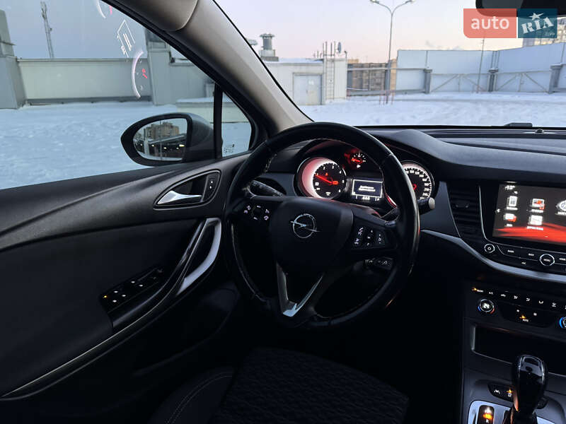 Универсал Opel Astra 2018 в Киеве фото 43 Универсал Opel Astra 2018 в Киеве