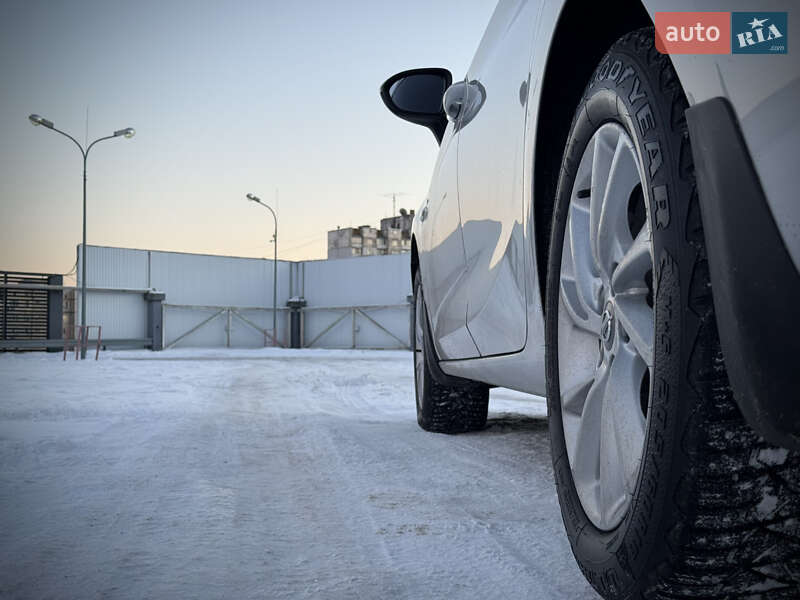 Универсал Opel Astra 2018 в Киеве фото 67 Универсал Opel Astra 2018 в Киеве