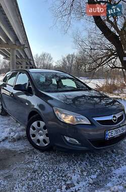 Универсал Opel Astra 2011 в Снятине