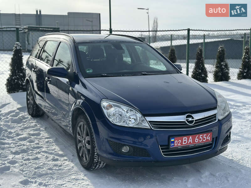 Универсал Opel Astra 2008 в Виннице