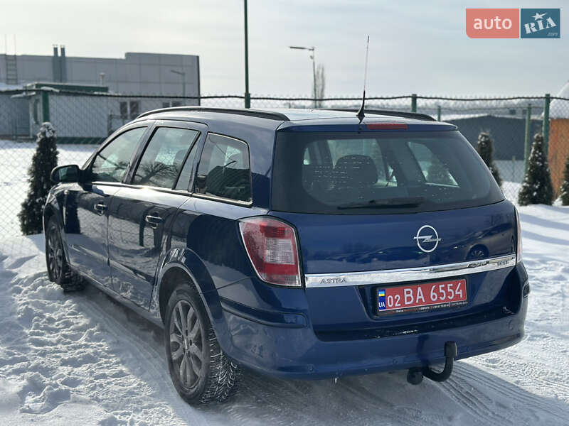 Универсал Opel Astra 2008 в Виннице