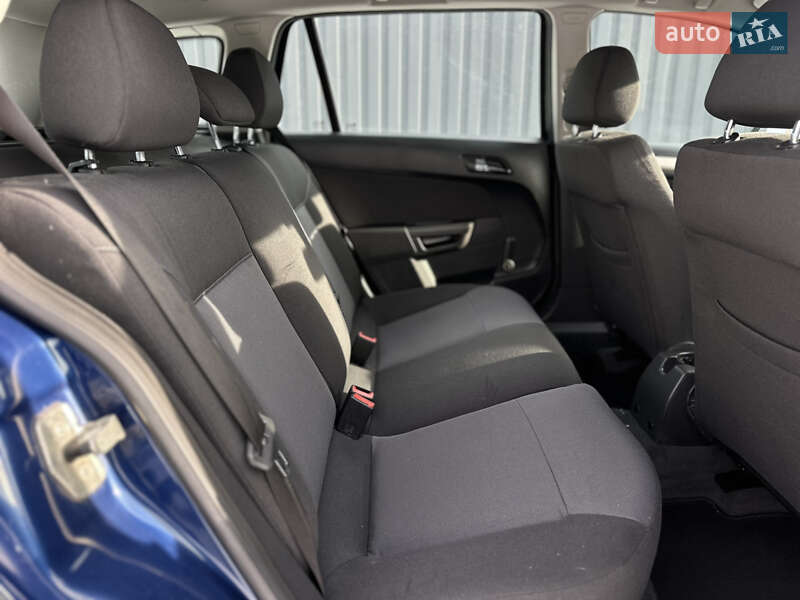 Универсал Opel Astra 2008 в Виннице