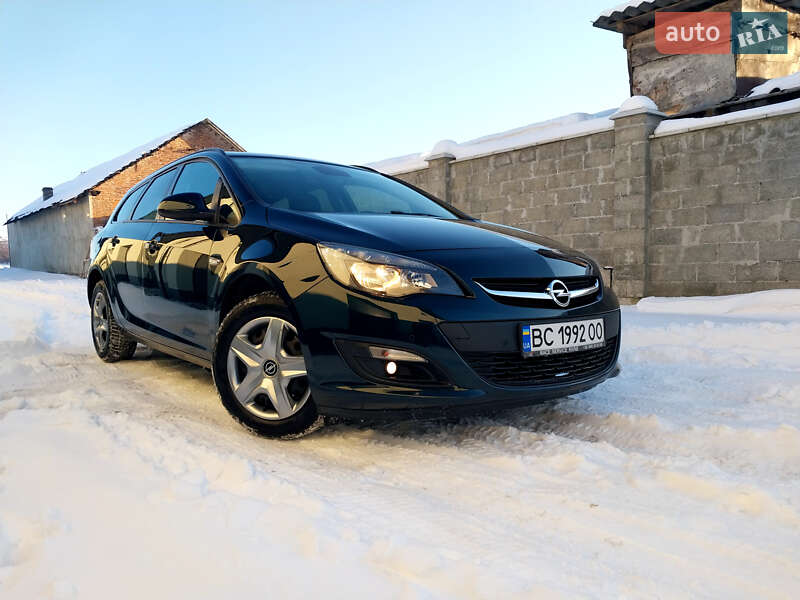 Универсал Opel Astra 2016 в Самборе