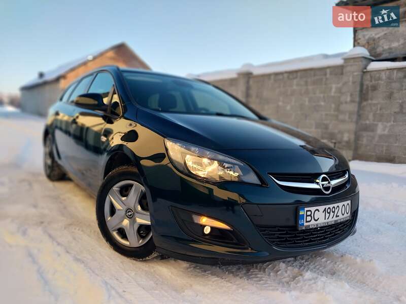 Универсал Opel Astra 2016 в Самборе