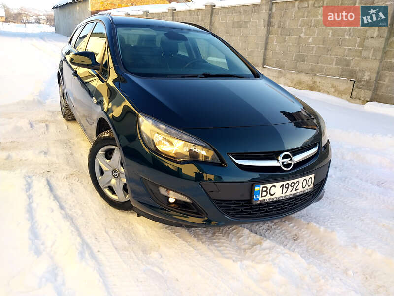 Универсал Opel Astra 2016 в Самборе