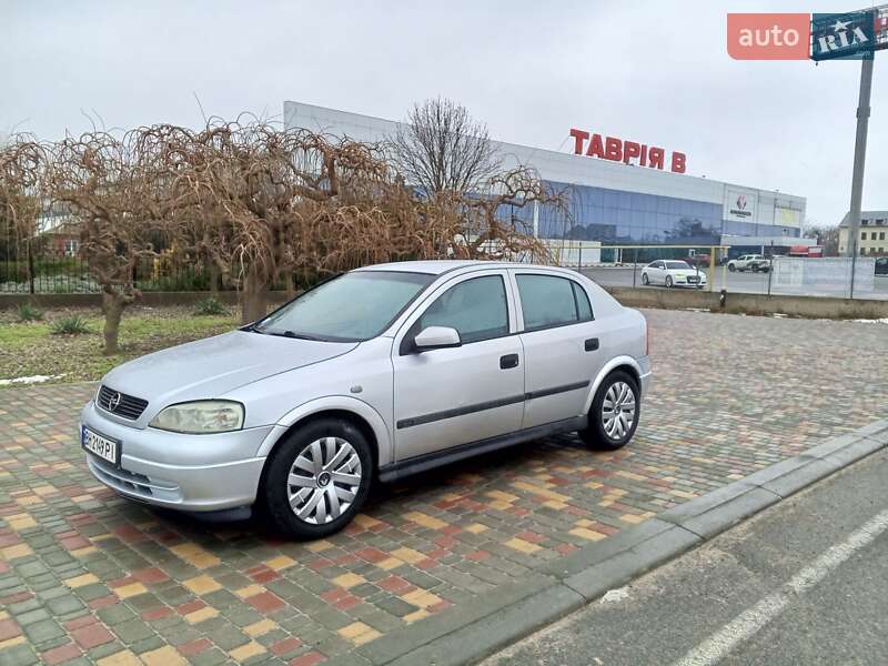 Хэтчбек Opel Astra 2001 в Белгороде-Днестровском