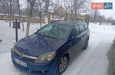 Універсал Opel Astra 2005 в Буську