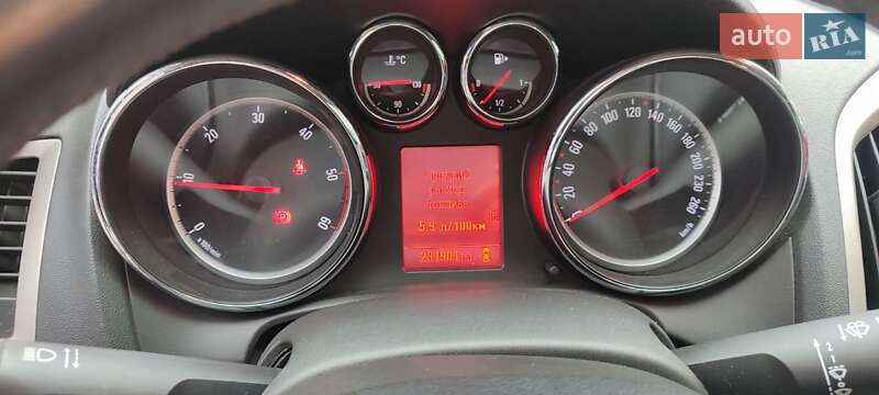 Универсал Opel Astra 2012 в Днепре