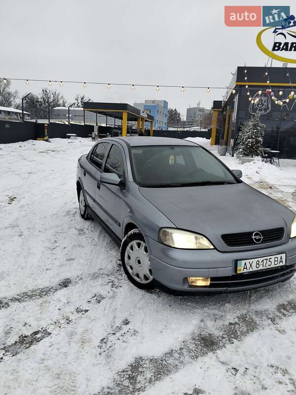 Opel Astra 2003