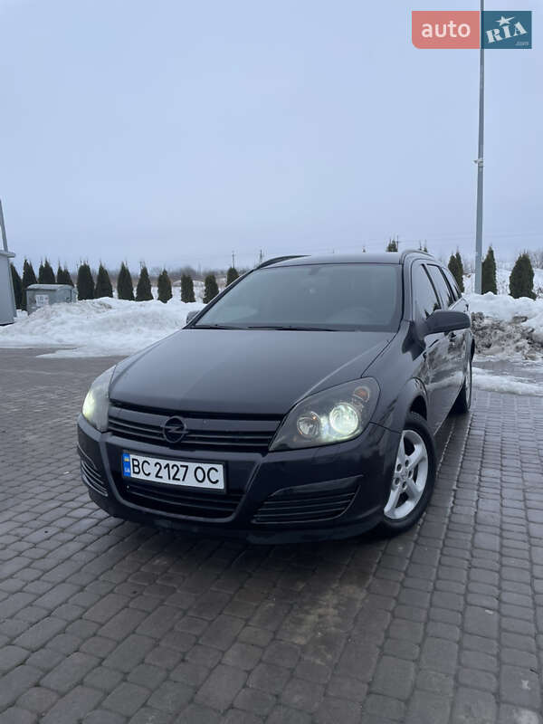 Универсал Opel Astra 2004 в Городке