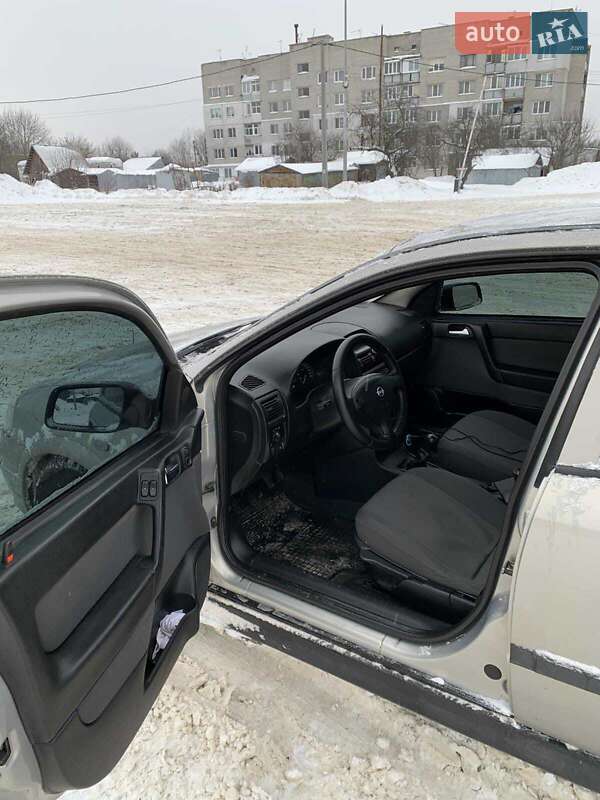 Седан Opel Astra 2007 в Житомире