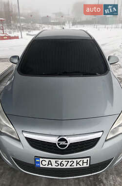 Універсал Opel Astra 2011 в Звенигородці