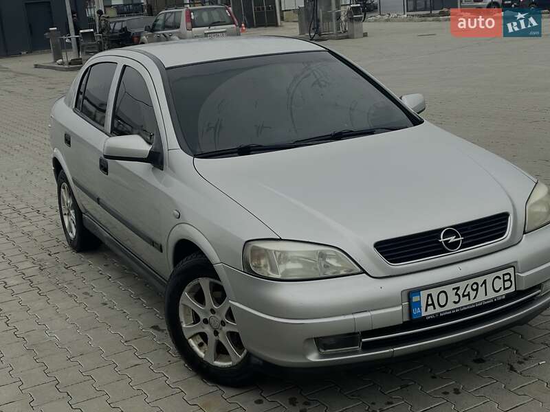 Opel Astra 1998