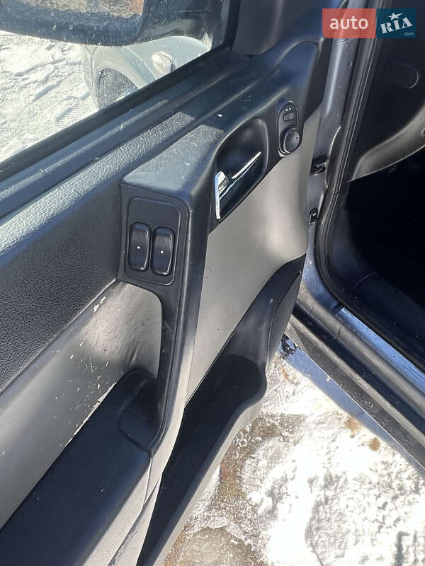 Седан Opel Astra 2007 в Полтаве