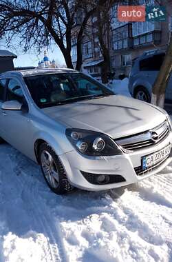 Универсал Opel Astra 2008 в Маньковке