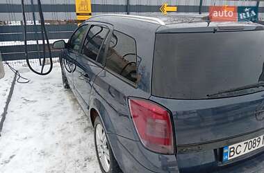 Универсал Opel Astra 2010 в Бродах