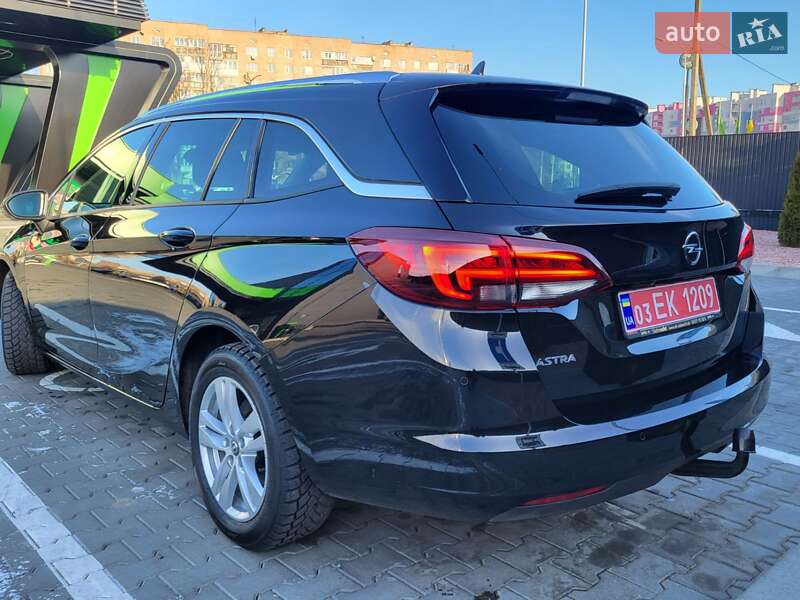 Універсал Opel Astra 2019 в Луцьку