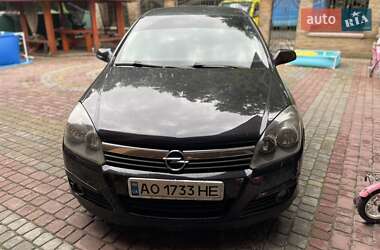Хэтчбек Opel Astra 2004 в Виноградове