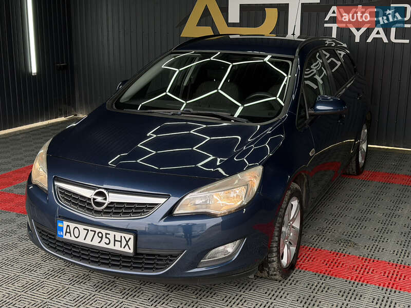 Универсал Opel Astra 2010 в Тячеве фото 21 Универсал Opel Astra 2010 в Тячеве