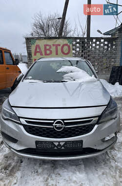 Универсал Opel Astra 2016 в Киеве