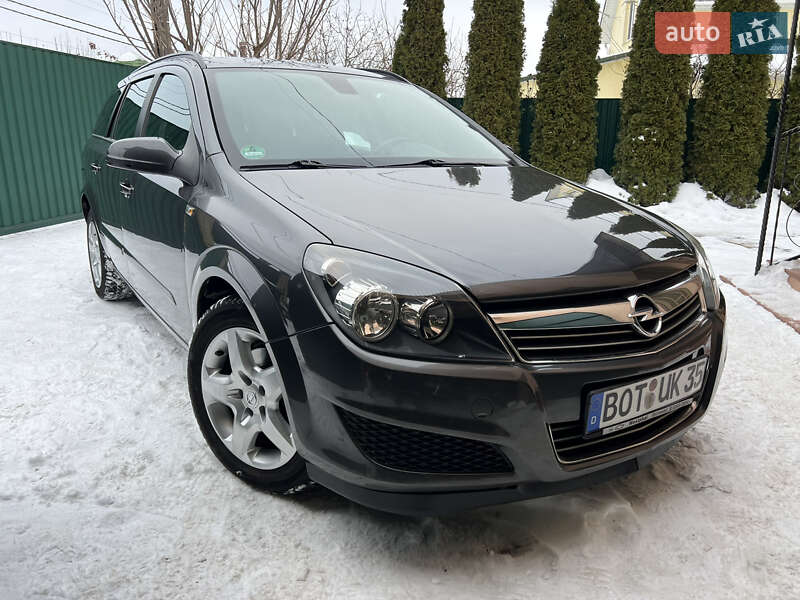 Универсал Opel Astra 2009 в Виннице