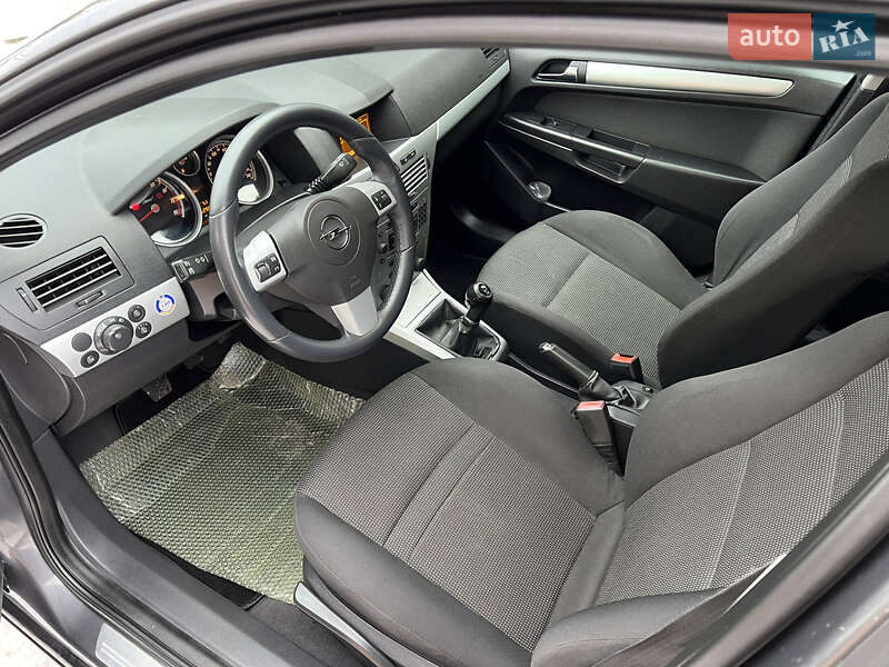 Универсал Opel Astra 2009 в Виннице