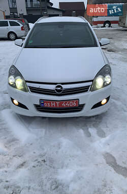 Универсал Opel Astra 2008 в Белой Церкви