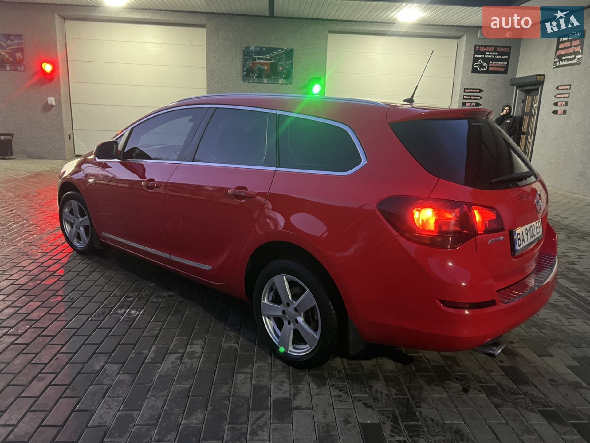 2010 Opel Astra - мініатюра 8