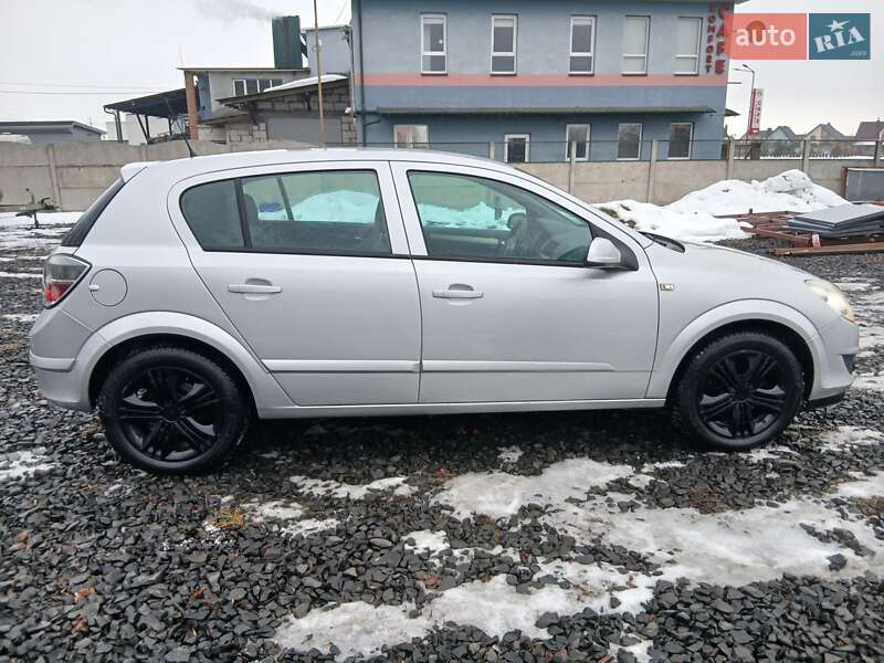 Хэтчбек Opel Astra 2008 в Луцке фото 8 Хэтчбек Opel Astra 2008 в Луцке