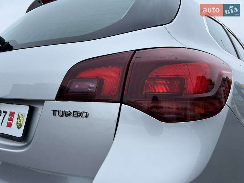 Универсал Opel Astra 2011 в Луцке фото 41 Универсал Opel Astra 2011 в Луцке